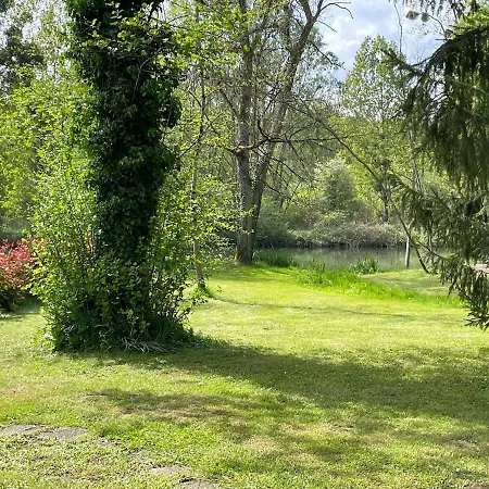 Jacuzzi Au Bord De La Riviere Bagneaux-sur-Loing